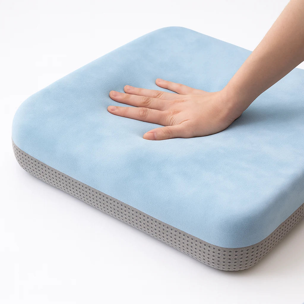 Mousse à mémoire de forme du coussin d'assise reprenant sa forme