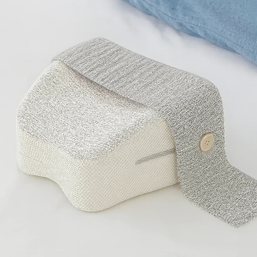 Détail de la sangle amovible du coussin de genoux blanc